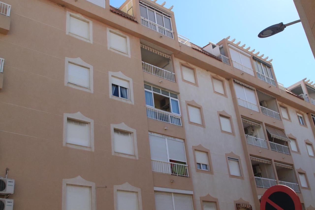 Appartement Apartamento Urbano Arregui à Torrevieja Extérieur photo