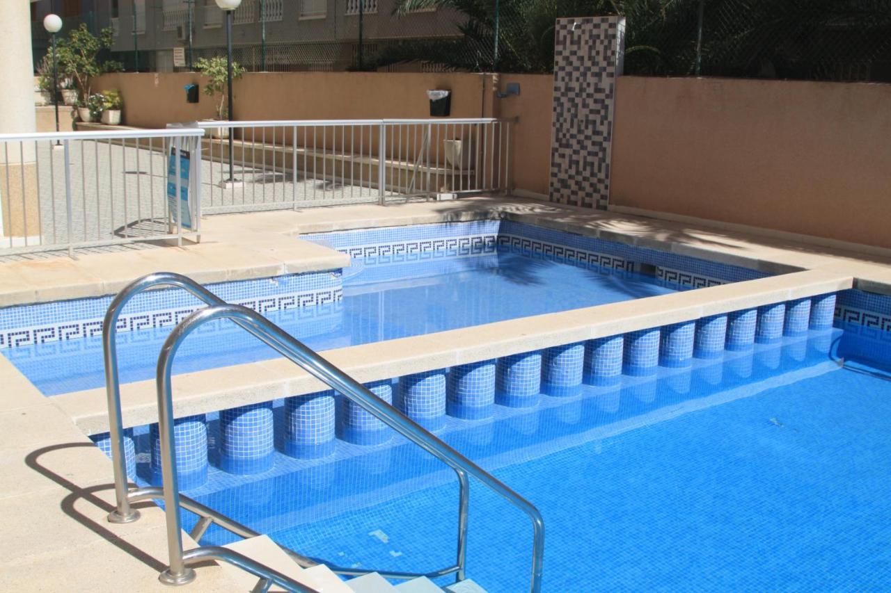 Appartement Apartamento Urbano Arregui à Torrevieja Extérieur photo